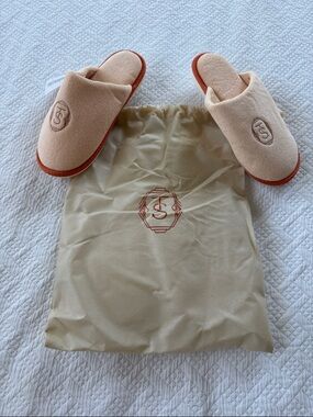 Taylor Swift Monogram Embroidered Beige Plush Slippers with Dust Bag